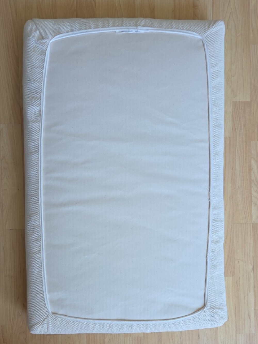 Naturepedic organic breathable mini crib mattress & Cover - Picture 9 of 9